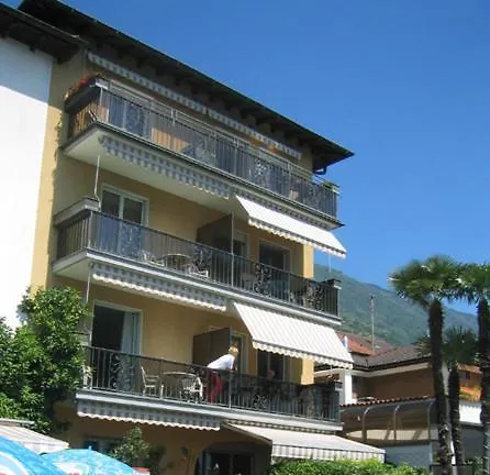 Casa Cucarda *